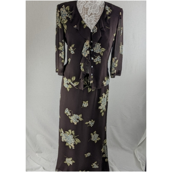 Cynthia Howie Dresses & Skirts - Cynthia Howie Silk Skirt Outfit